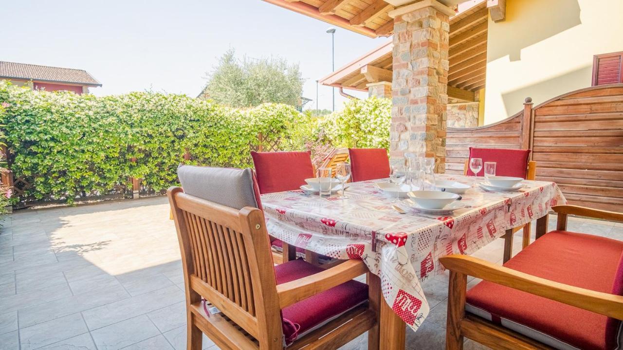 Endless Summer Sirmione - Italian Homing Extérieur photo