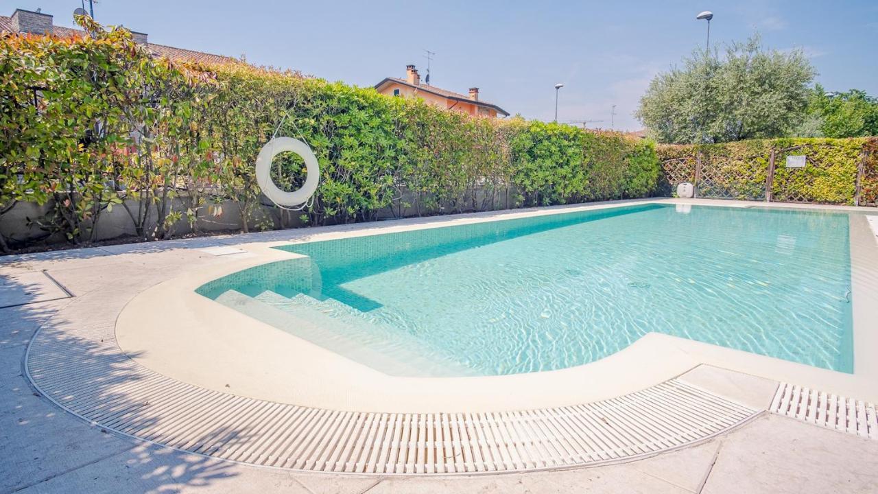 Endless Summer Sirmione - Italian Homing Extérieur photo